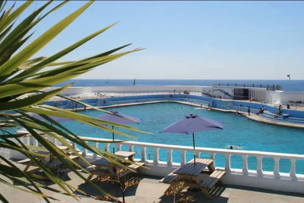 Spacious 1 Bedroom Apartment Near Seafront Penzance Zewnętrze zdjęcie